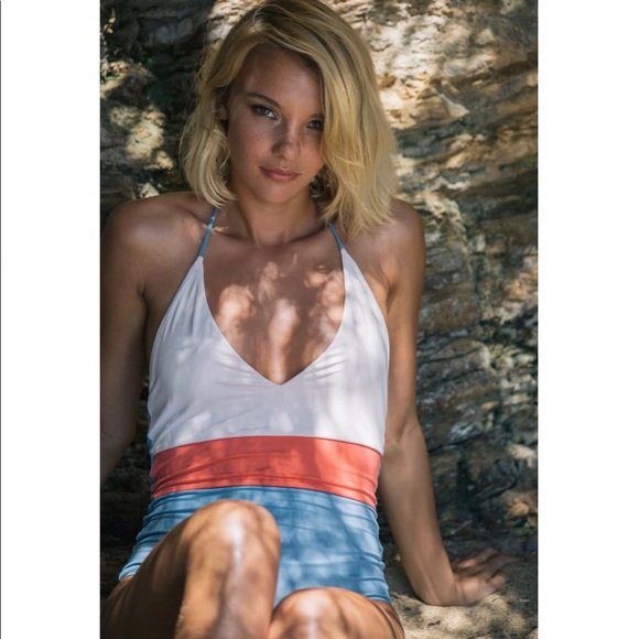 NWT Tavik Chase One-Piece Swimsuit in Size M - Picture 4 of 4